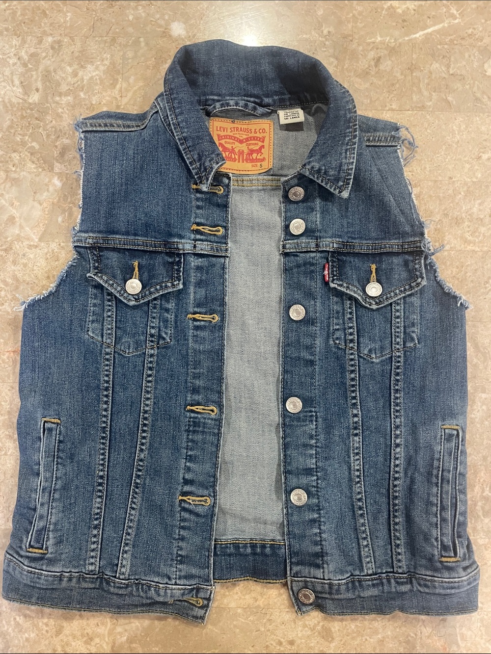 Pre owned Levi’s Men Jean vest biker grunge inspired
